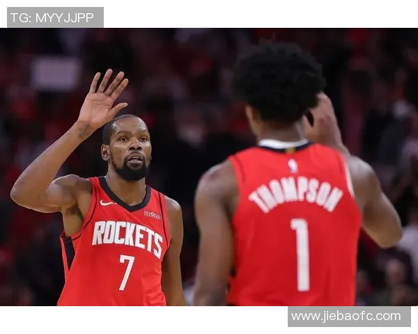 2017年火箭队与雄鹿队精彩对决录播回顾与分析