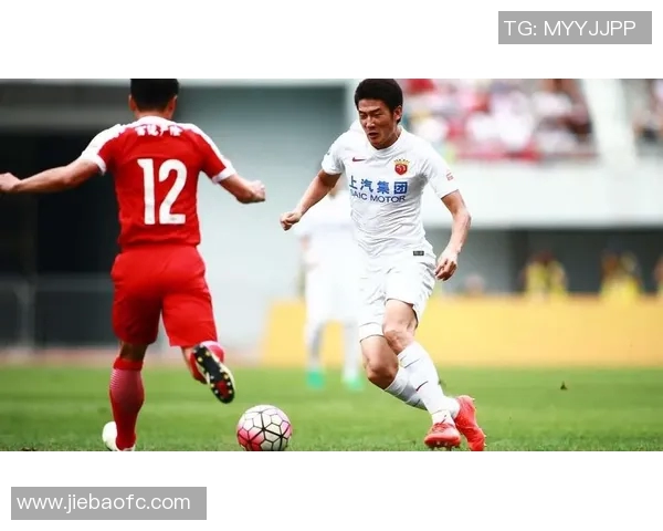 2017年上港与富德激战回顾:精彩瞬间与战术分析 2017年上港与富德激战回顾:精彩瞬间与战术分析