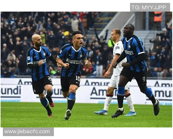 精彩回顾罗马对阵国际米兰的经典集锦瞬间与精彩进球分析