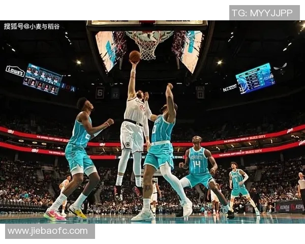 2015年黄蜂与快船季前赛精彩回顾录像全程分析与亮点集锦