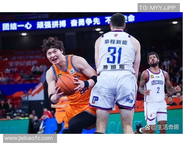 2018年辽宁男篮与山西队激战回顾：精彩瞬间与赛季影响分析