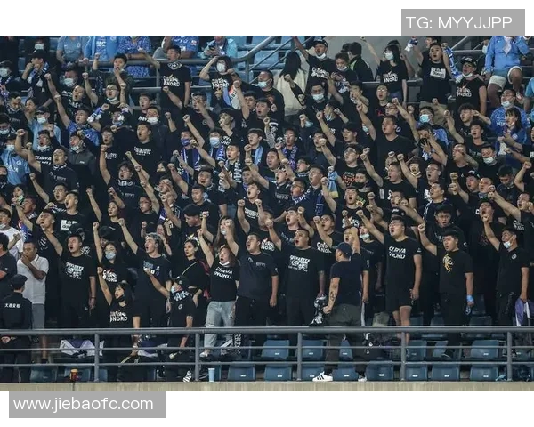 广州恒大淘宝迎战大连队全力争胜力争中超联赛冠军荣耀 广州恒大淘宝迎战大连队全力争胜力争中超联赛冠军荣耀