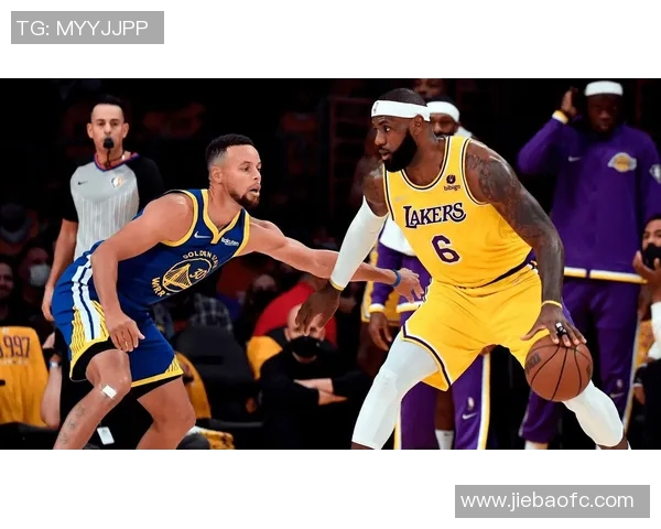 湖人队与魔术队激战正酣谁能在这场对决中笑到最后