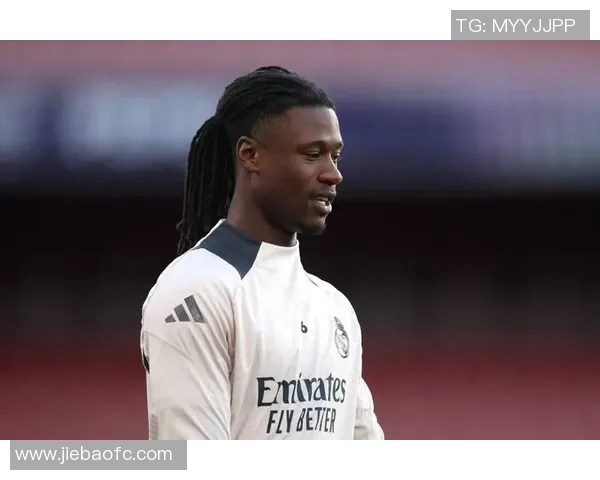 卡马文加：年轻天才如何在足球赛场上崭露头角与未来发展之路