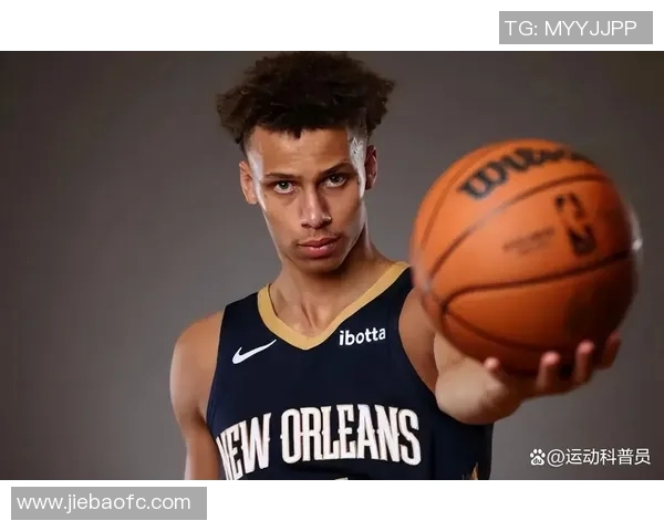 戴森丹尼尔斯崛起之路：从青涩新星到篮球场上的全能战士